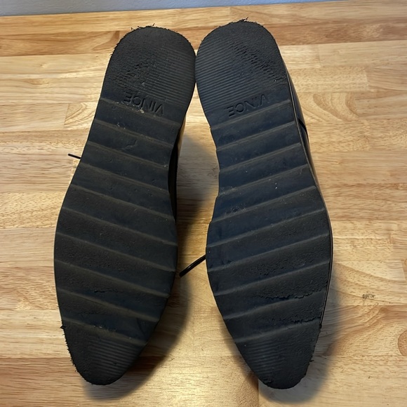 Vince Alanis Pointy Toe Oxford Patent Leather Shoes - Picture 15 of 16